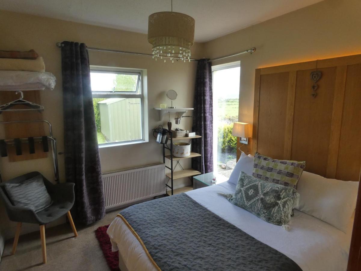 Bunratty Castle Mews B&B Exterior photo